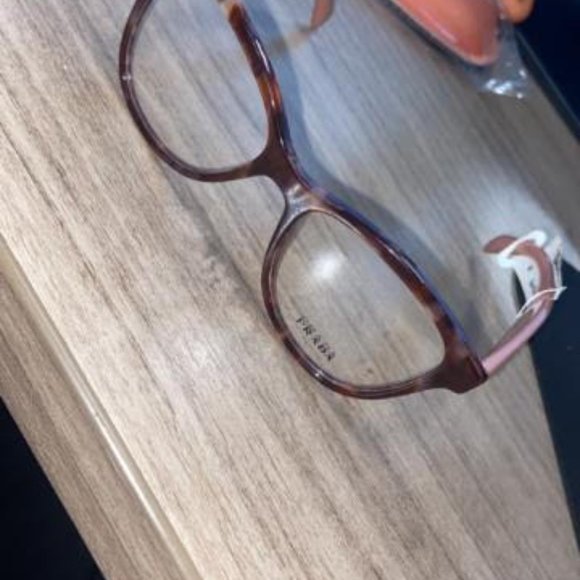 Prada Frames - Picture 9 of 12